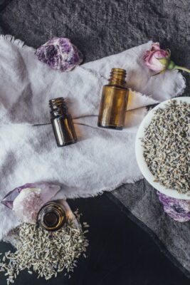 combining essential oils with Reiki